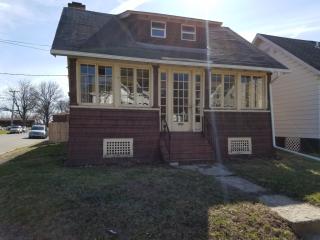 5 Lark St, Troy NY  12180-5151 exterior