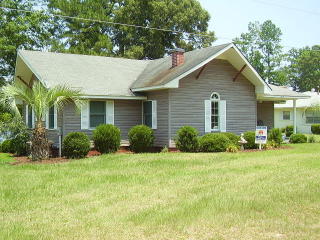 1675 Waters Edge Dr, St Paul SC  29148-7735 exterior