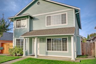 937 2nd Ave, Kent, WA 98032-3020