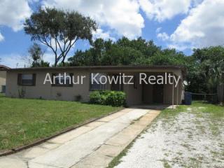 45 Circle Dr, Daytona Beach FL  32117-1869 exterior