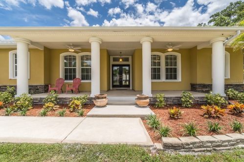 8922 Antioch Country Pl, Thonotosassa, FL 33592-3803