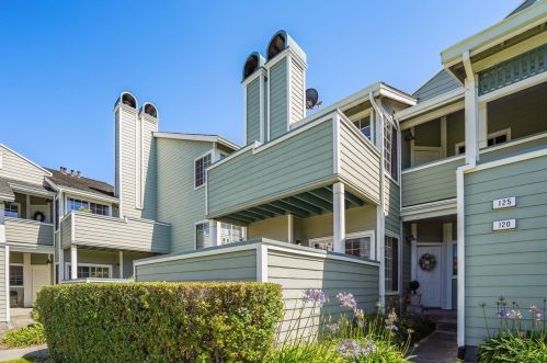 120 Troon Way, Princeton By The Sea, CA 94019-2294