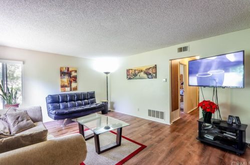101 Rockwood, Irvine, CA 92614-7434