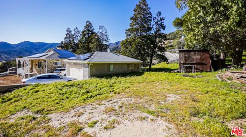 40321 Calle Rosalito, Santa Clarita CA  91390-1088 exterior