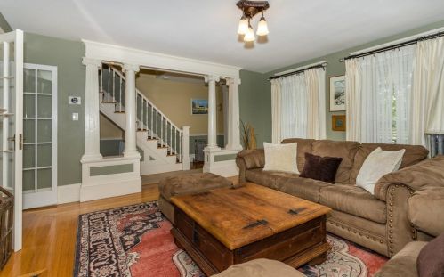 118 Messinger St, Canton MA  02021-3947 exterior