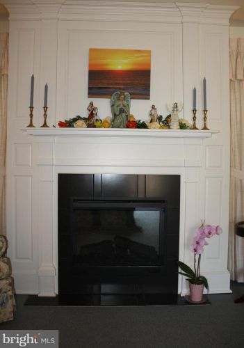 282 Cres Dr, Swatara PA  17033-2335 exterior