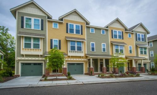 1213 Dingle Rd, Mount Pleasant SC  29466-9386 exterior