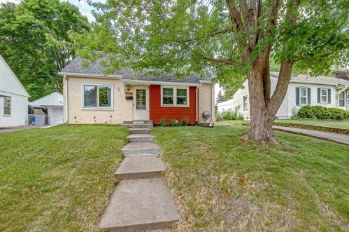 2133 Fremont Ave, Saint Paul, MN 55119-4017