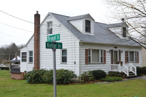 1001 Ketler Dr, Grove City, PA 16127-1425