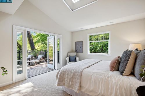 8 Fern Way, Orinda CA  94563-3810 exterior