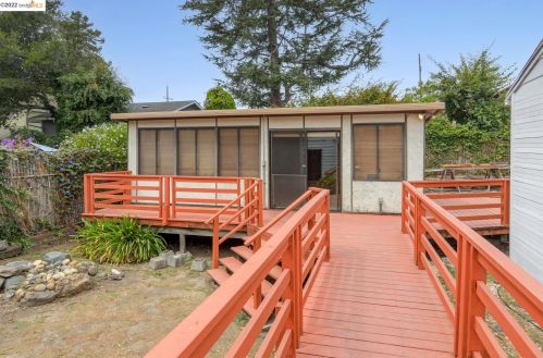 3963 Coolidge Ave, Oakland CA  94602-3428 exterior