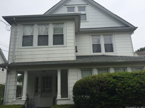 41 Mayflower Ave, Stamford CT  06906-1918 exterior