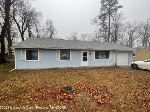 166 Brewster St, Browns Mills, NJ 08015-1934