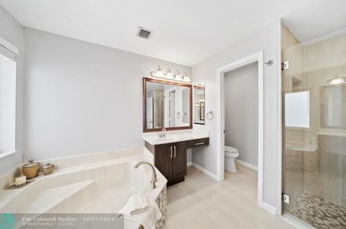 1277 144th Ter, Hollywood FL  33028-2925 exterior