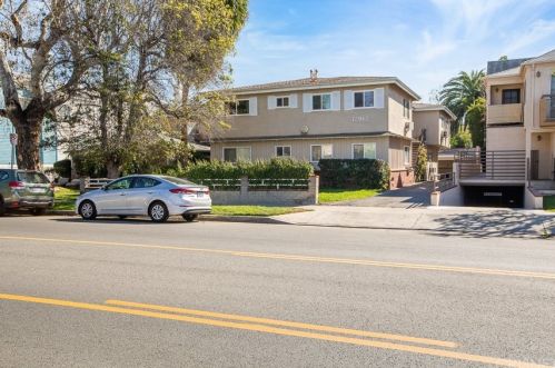 12942 Moorpark St, North Hollywood, CA 91604-1450