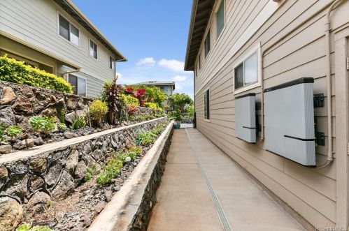 92-761 Kuhoho St, Kapolei HI  96707 exterior