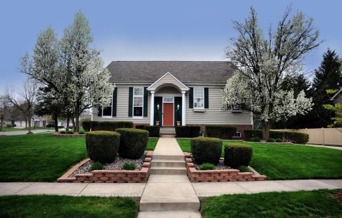 22 Lockerbie Dr, Valpo, IN 46385-9287