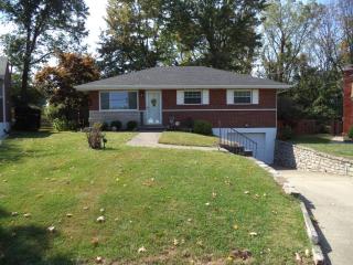 701 Maple Tree Ln, Covington, KY 41018-1107