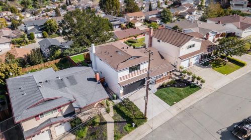 16624 Selby Dr, San Leandro CA  94578-1236 exterior