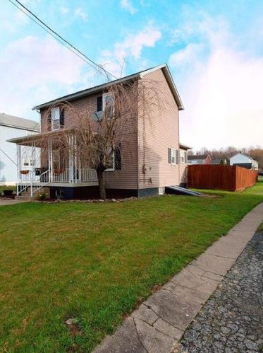46 Chestnut St, Coral, PA 15731-1000
