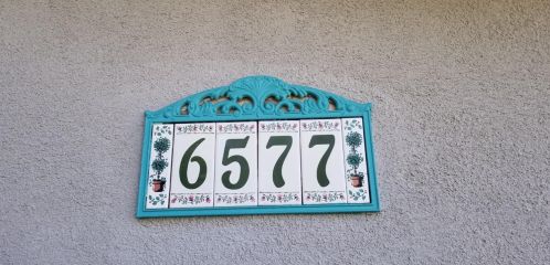 6577 Melrose Dr, North Highlands CA  95660-4378 exterior