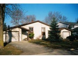 1901 Whitney Dr, Appleton, WI 54914-6201