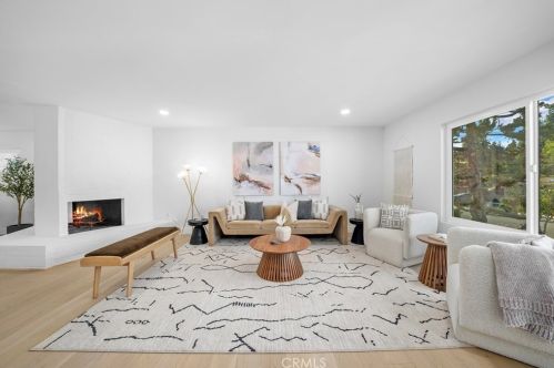 5253 Countryside Dr, San Diego CA  92115-2136 exterior