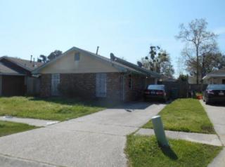 5841 Oak Dr, Marrero, LA 70072-5258