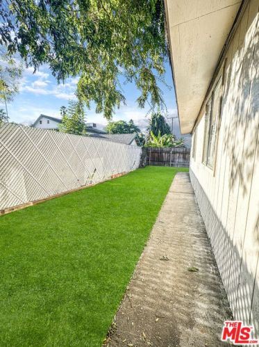 2944 Ronald St, Riverside CA  92506-4150 exterior