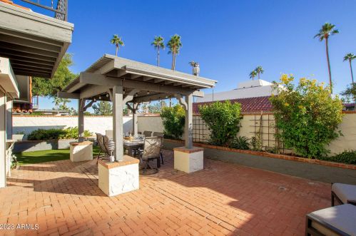 5822 Scottsdale Rd, Scottsdale AZ 85253-5415 exterior