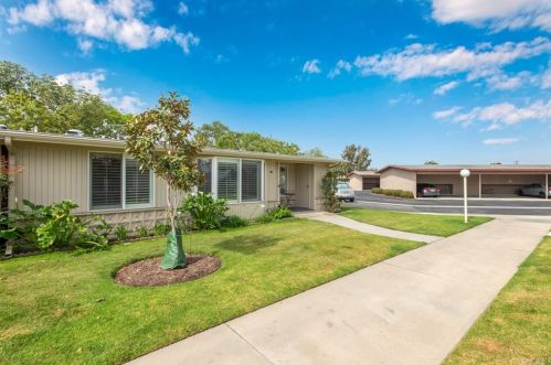1640 Glenview Rd, Seal Beach, CA 90740-7309