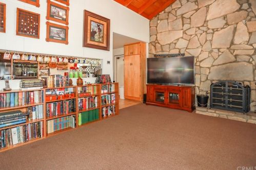 300 Country Clb Blvd, Big Bear City CA  92314-9258 exterior