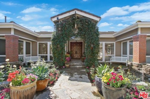 6712 Sycamore Glen Dr, Orange, CA 92869-1013
