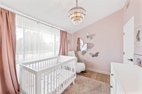 117 Harvard Ln, Seal Beach CA  90740-2508 exterior