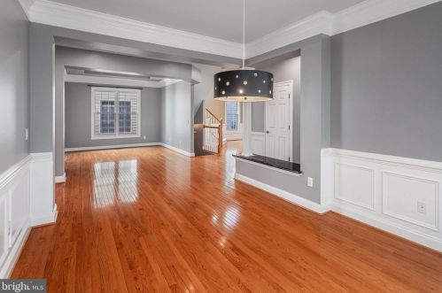 13101 Taverner Loop, Woodbridge VA  22192-5333 exterior