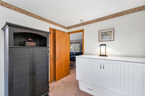 118 Mountain View Rd, Ellsworth NH  03223-4268 exterior