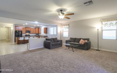 1888 Hubbard Ln, Casa Grande AZ  85122-6742 exterior