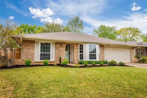 2505 Poppy Ln, Euless, TX 76039-8065