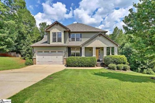 15 Woodstream Ct, Greenville, SC 29609-7159