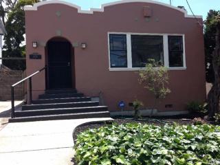 3576 64th Ave, Oakland, CA 94605-1802