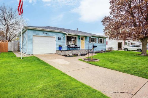 528 15th St, Mishawaka, IN 46544-5523