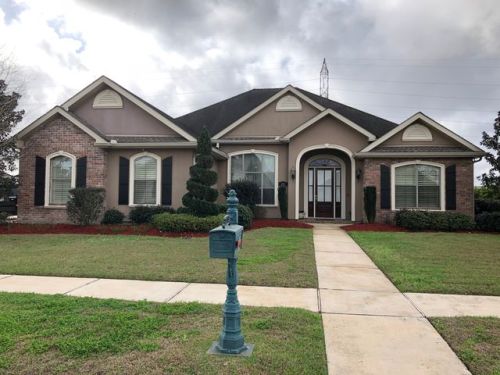 110 Lac Felicity Dr, Luling, LA 70070-4280