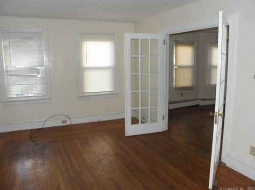 42 Terrace Ave, United States Coast Guard Ac CT  06320-5831 exterior