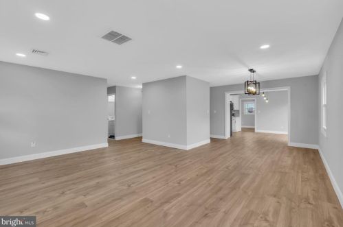 38 Parish Ln, Willingboro NJ  08046-2708 exterior