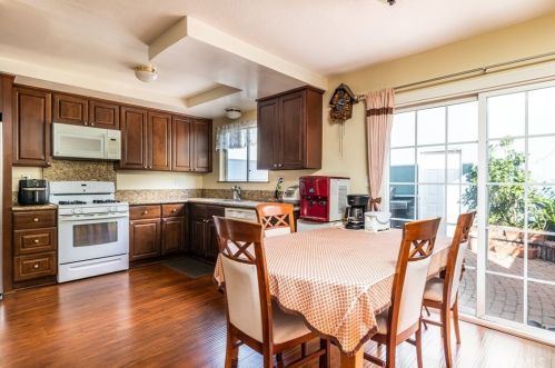 7206 Santa Isabel Cir, Buena Park CA  90620-3138 exterior