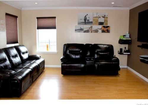 1420 Outlook Ave, Bronx, NY 10465-1118