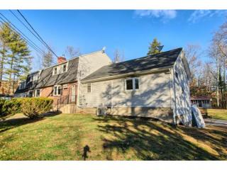 22 Maylane Dr, Salem, NH 03079-4813