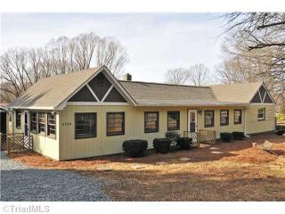 4720 Shattalon Dr, Winston Salem, NC 27106-1698