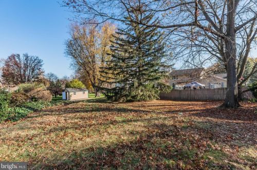 1749 Church Rd, Hummelstown PA  17036-9724 exterior