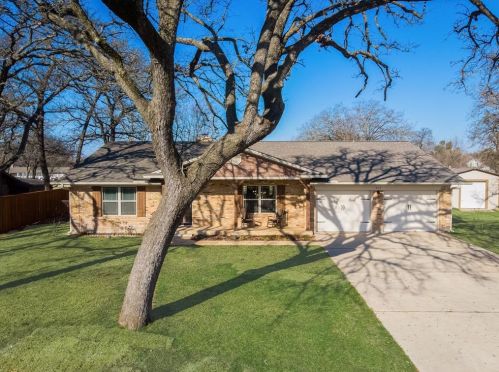 812 Kiowa Dr, Whitesboro, TX 76240-9572